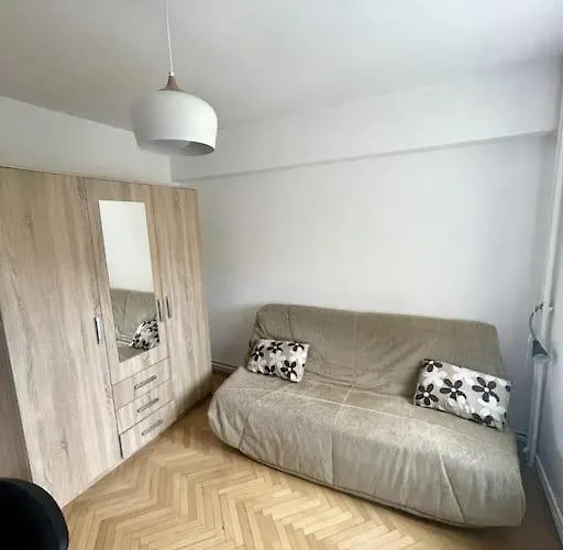  cozy アパート クルージュ＝ナポカ